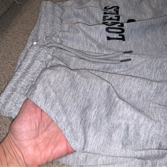 NWOT Heather Gray High Rise Joggers With Pockets - Picture 8 of 12